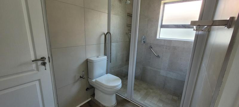 To Let 3 Bedroom Property for Rent in Paradise Coast Western Cape